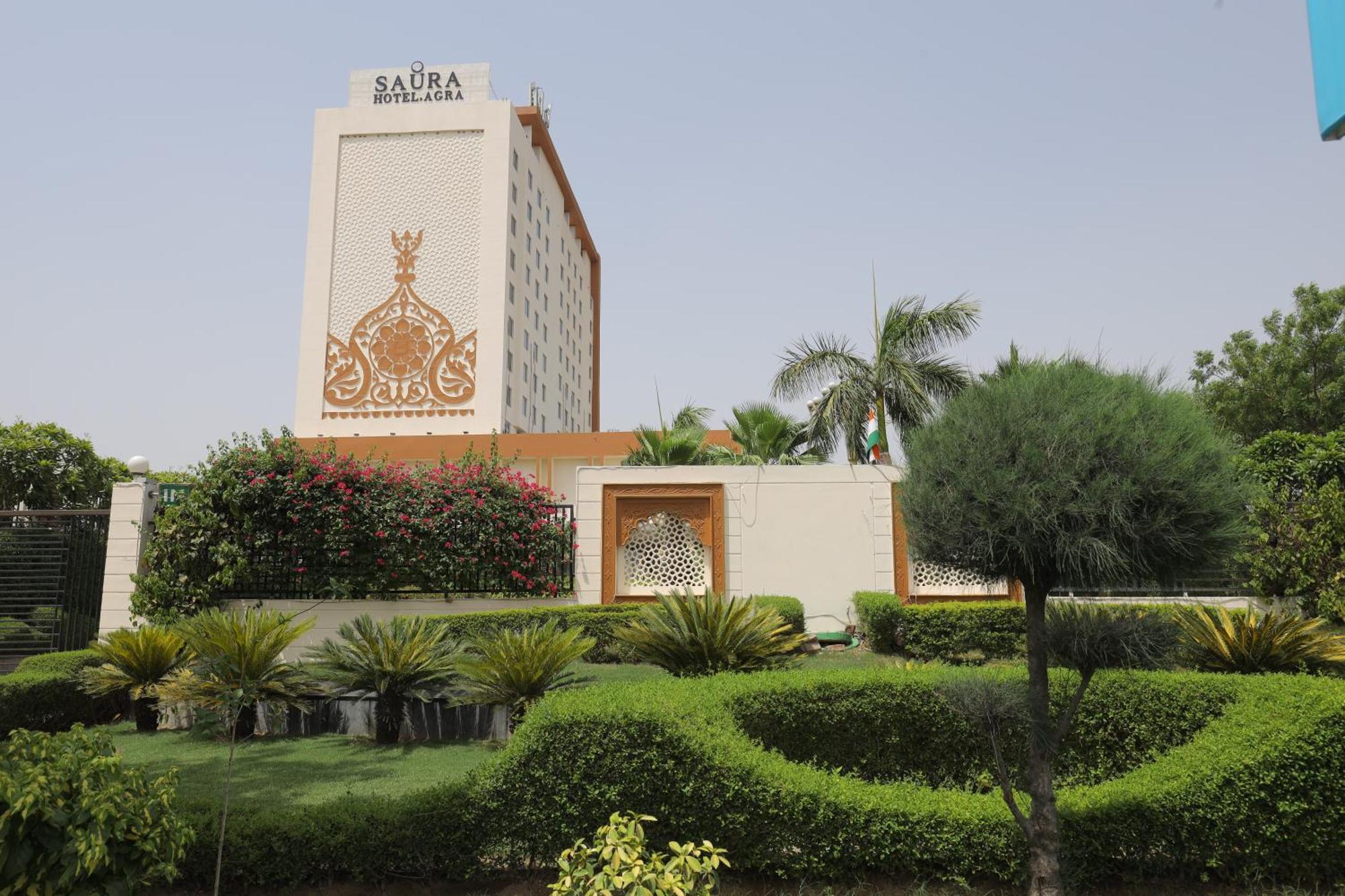 Saura Hotel, Agra - A Club Mahindra Associate מראה חיצוני תמונה