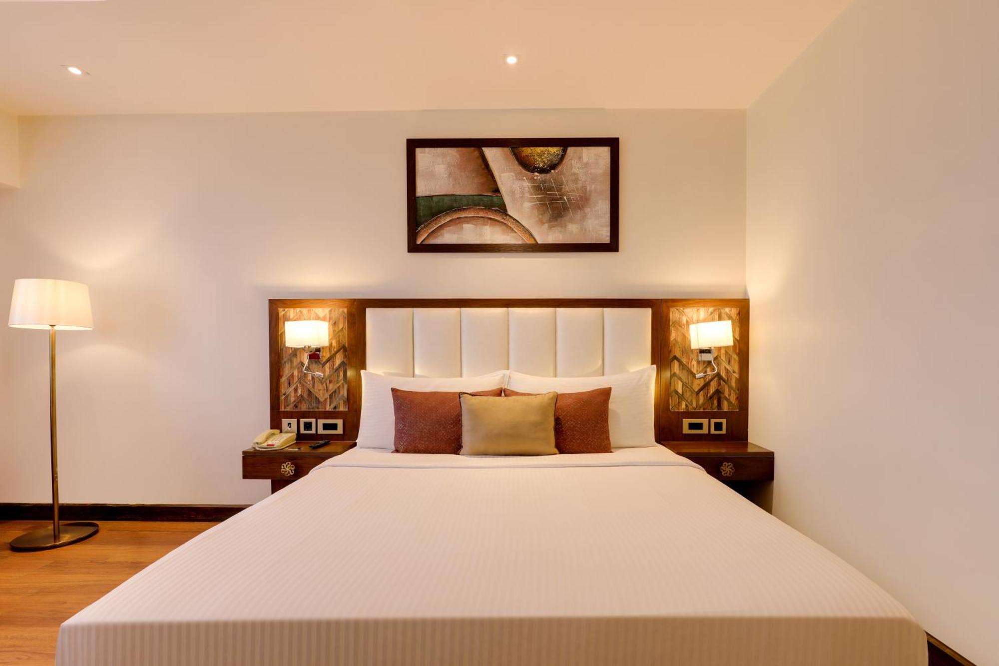 Saura Hotel, Agra - A Club Mahindra Associate מראה חיצוני תמונה