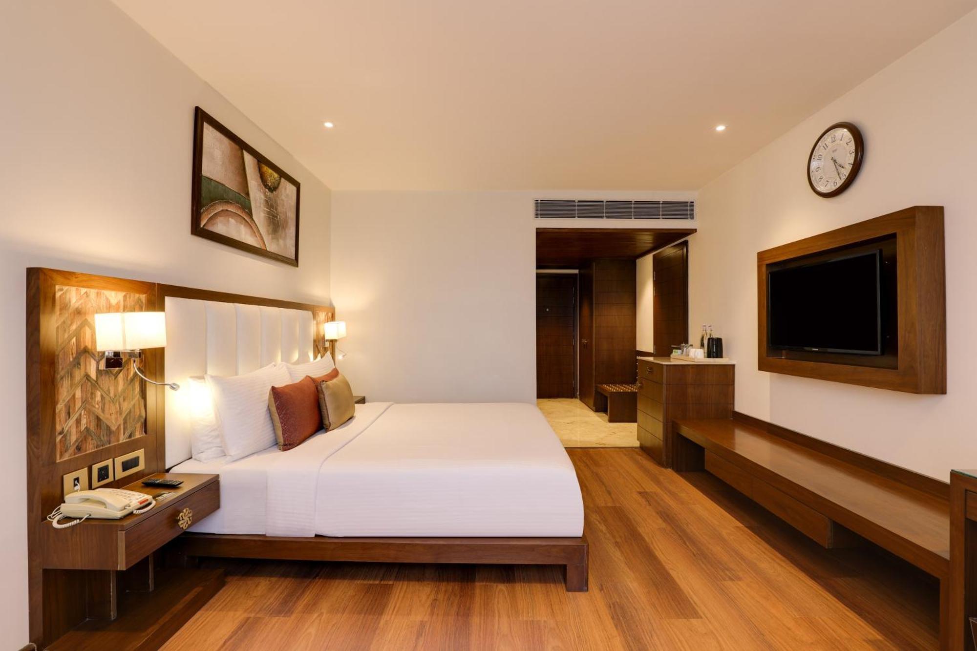 Saura Hotel, Agra - A Club Mahindra Associate מראה חיצוני תמונה
