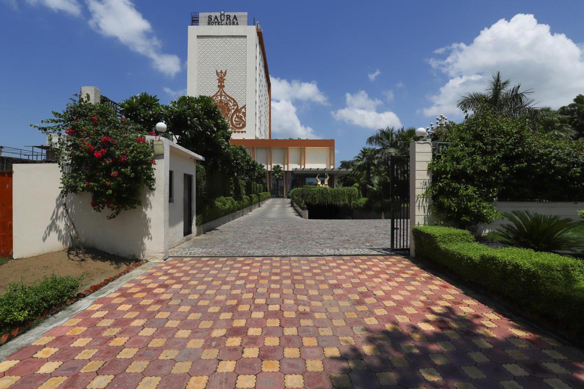 Saura Hotel, Agra - A Club Mahindra Associate מראה חיצוני תמונה