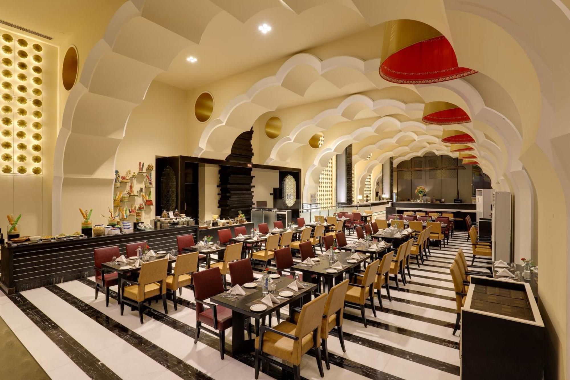 Saura Hotel, Agra - A Club Mahindra Associate מראה חיצוני תמונה