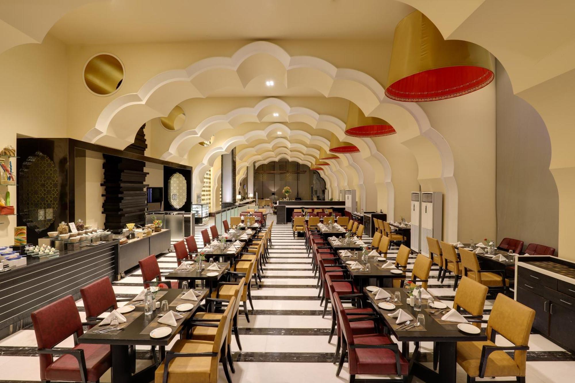 Saura Hotel, Agra - A Club Mahindra Associate מראה חיצוני תמונה