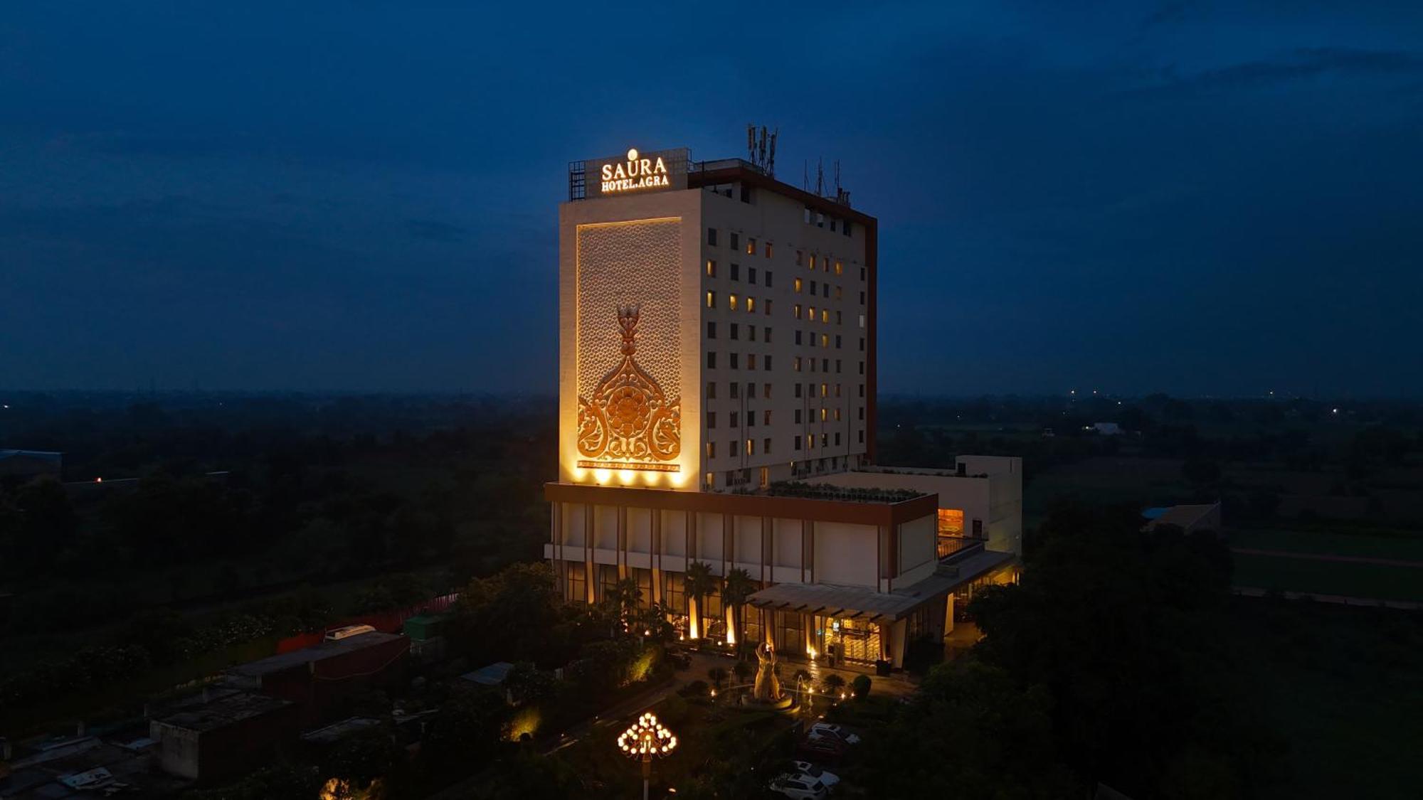 Saura Hotel, Agra - A Club Mahindra Associate מראה חיצוני תמונה