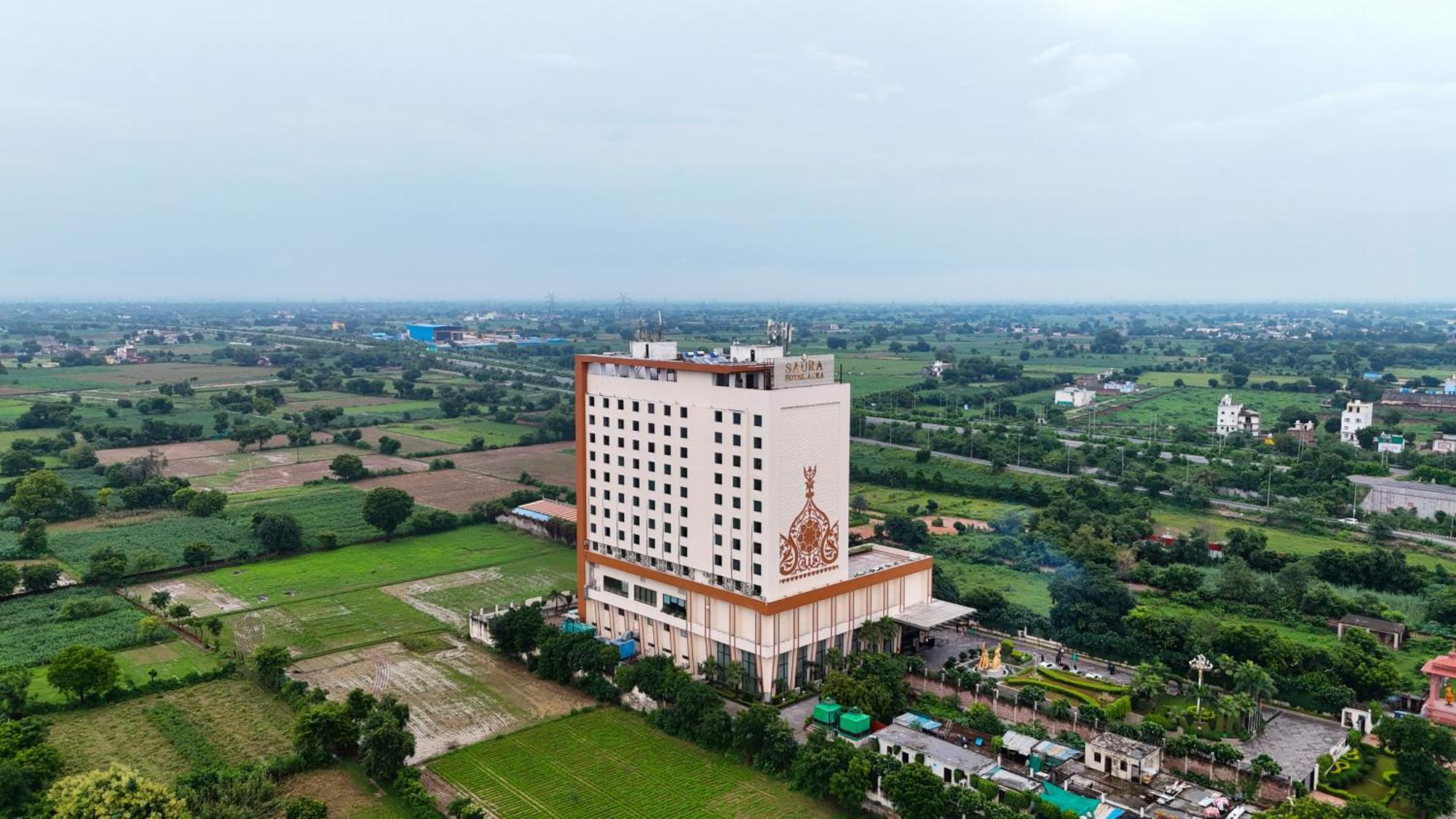 Saura Hotel, Agra - A Club Mahindra Associate מראה חיצוני תמונה